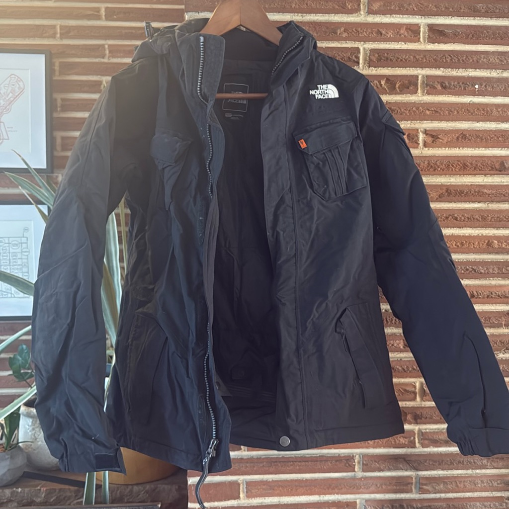 The North Face Black Snowboard/Ski Jacket With Hood Insulated Xs